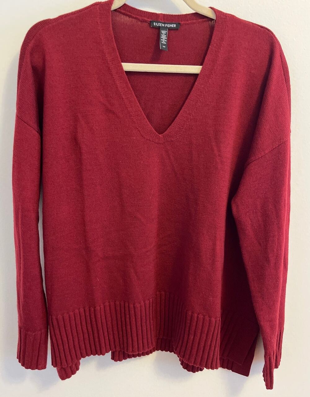 Eileen Fisher vneck sweater - Small